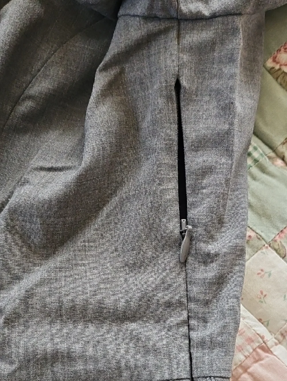 Lands' End Washable Wool Short Sleeve Vneck Lt Charcoal Sheath Dress - Picture 5 of 12